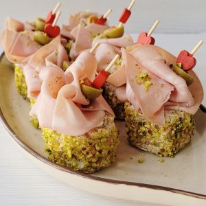 Tramezzini  с фисташкой и колбасой mortadella ,1 шт (27 г)