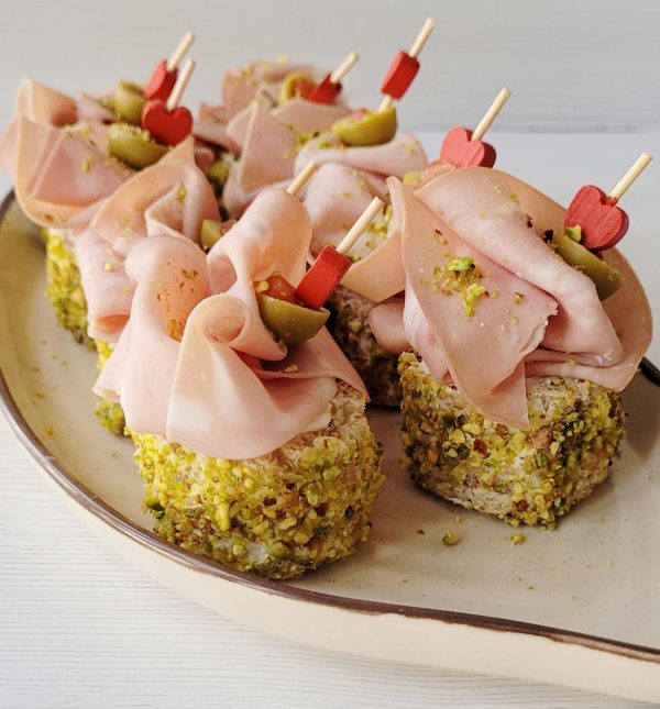 Tramezzini  с фисташкой и колбасой mortadella ,1 шт (27 г)